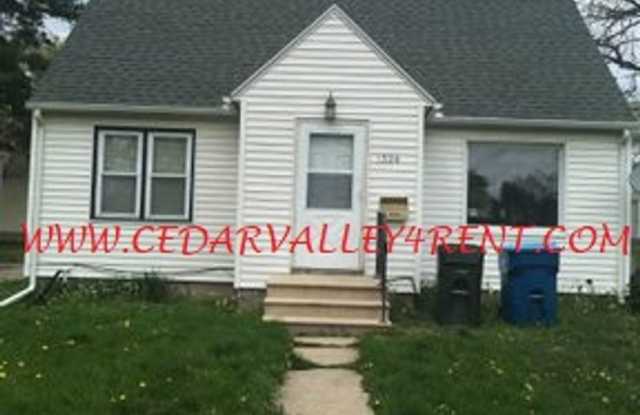 3 Bedroom 1 Bath Single Family Home 1324 Stratford Waterloo, IA photos photos