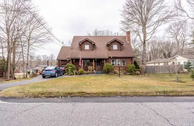 16 Roosevelt Boulevard Gallery 2