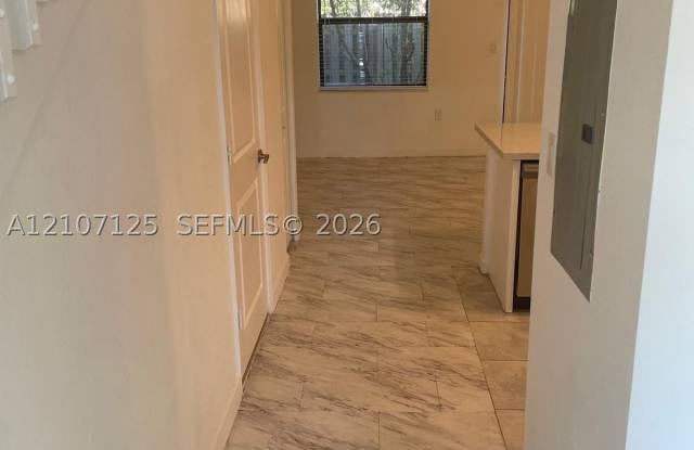 382 NE 208th Ter Gallery 4