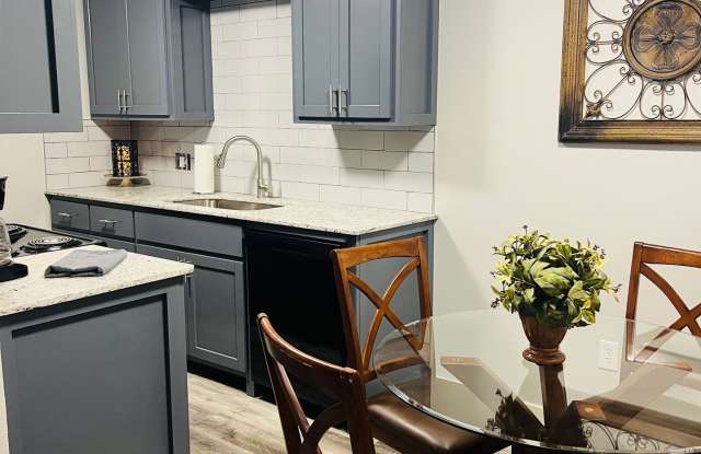 Willow Wood Apartments photos photos