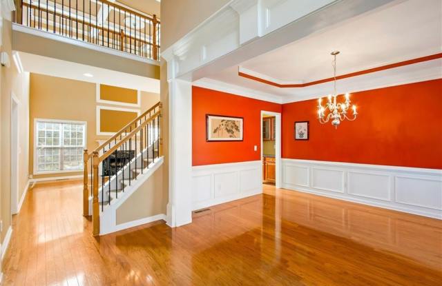 4523 Elsinore Circle Gallery 2