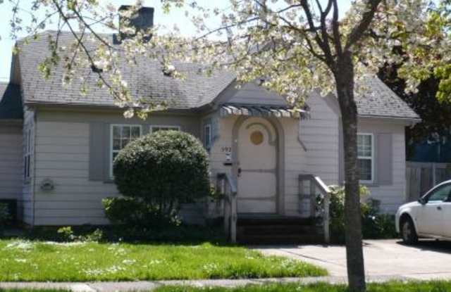 Campus Home With Amazing Location and Laundry! photos photos