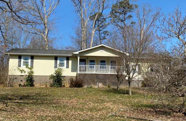 3 bedroom 2 bath single family home - Kodak, TN Gallery 1