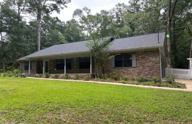 BUCK LAKE HOME AVAILABLE NOW!!! Gallery 3