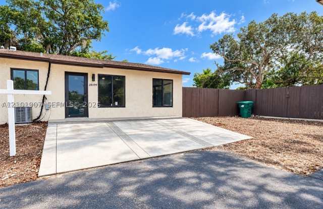 28099 SW 143rd Ct Gallery 1