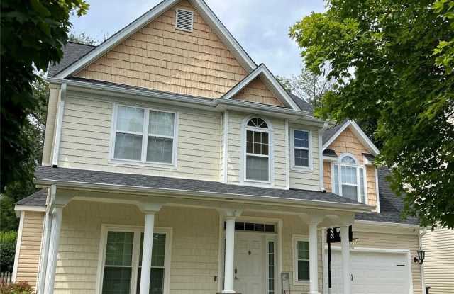 12503 Twelvetrees Lane photos photos