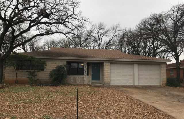 7033 Crabtree Lane - 7033 Crabtree Lane, North Richland Hills, TX 76182