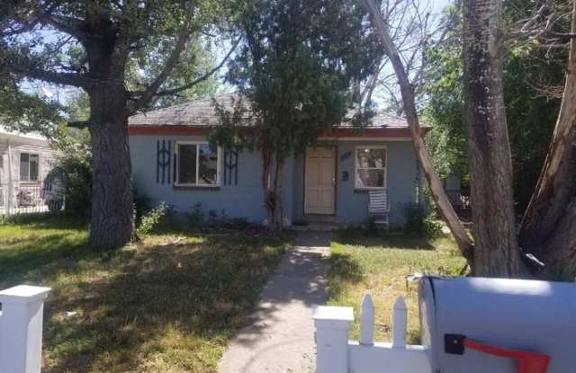 1960 Florence Street - 1960 Florence Street, Aurora, CO 80010