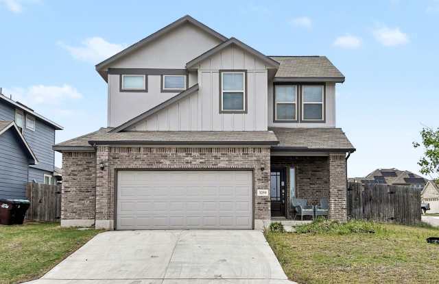 Modern New Braunfels Home with Flexible Upstairs Living Spaces photos photos
