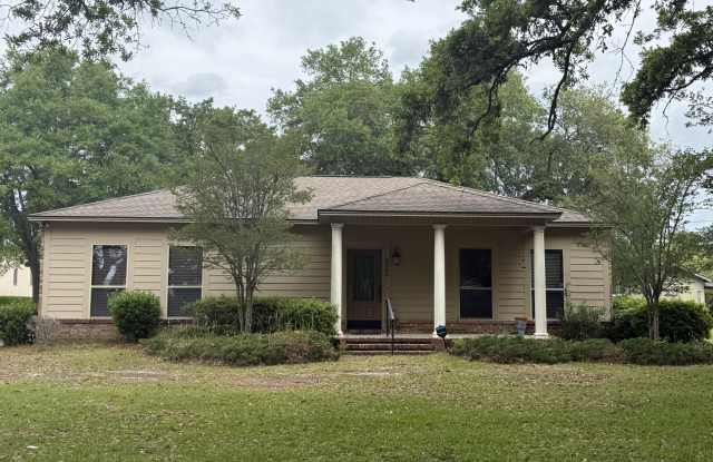 4294 Popps Ferry Road photos photos