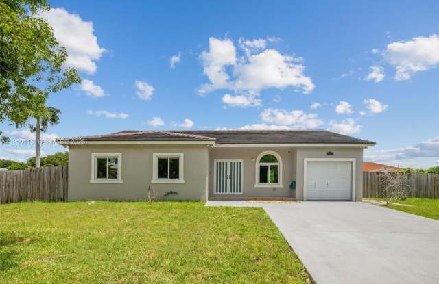 13225 SW 218th Ter photos photos