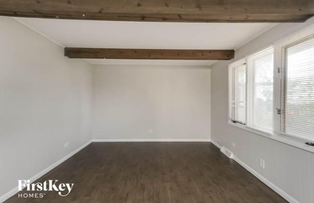 17056 Kimbark Avenue Gallery 4