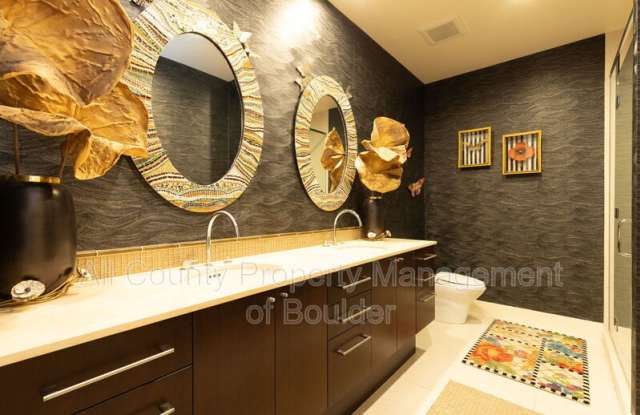 1155 Canyon Blvd photos photos