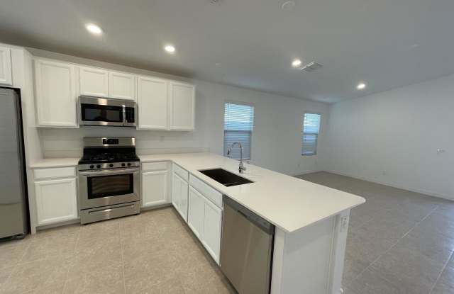 16580 W ALAMEDA Road Gallery 4