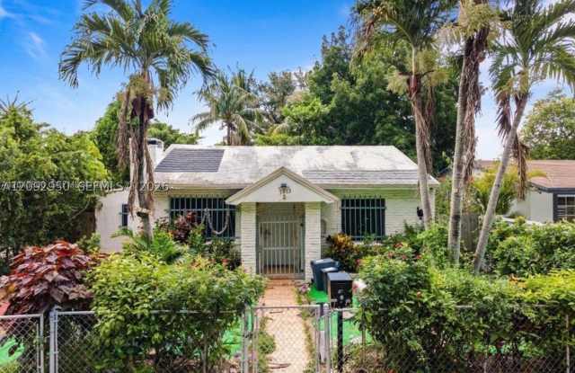7573 NW 12th Ct Gallery 1