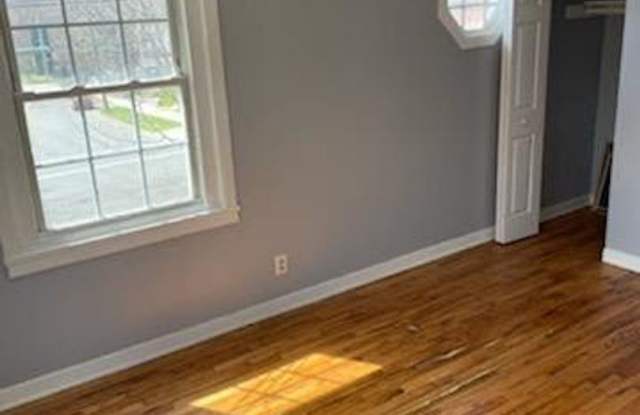 419 Valley Street Gallery 4