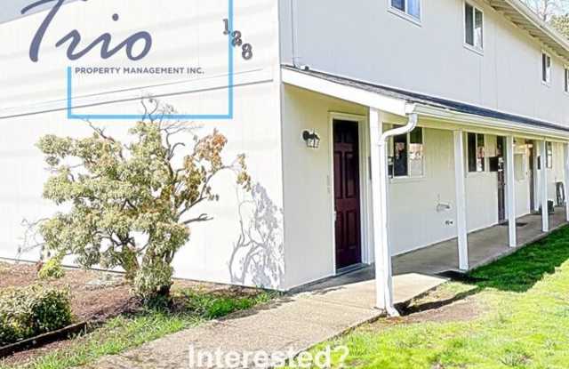 128 E. St. - 128 E Street, Springfield, OR 97477
