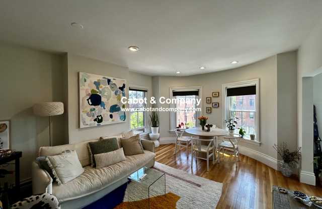 671 Tremont St Gallery 2