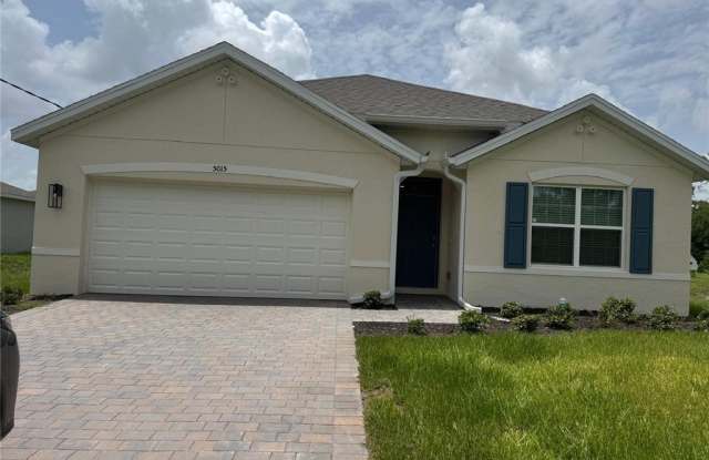 5015 Montrose Lane - 5015 Montrose Lane, Port LaBelle, FL 33935