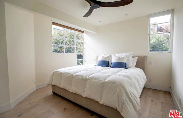 29233 HEATHERCLIFF Road Gallery 2