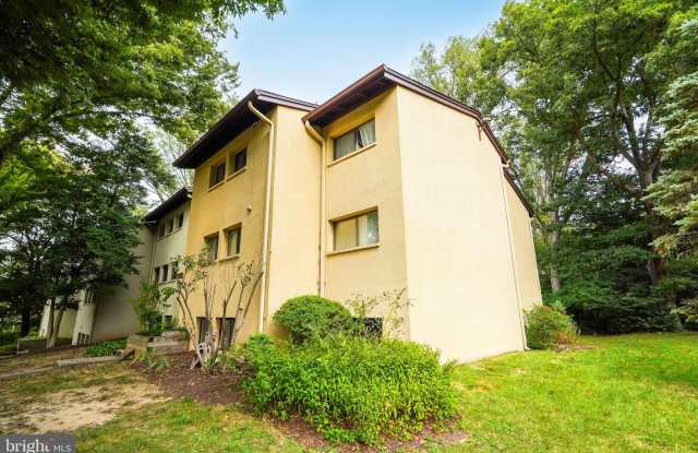 5653 HARPERS FARM Road Gallery 1
