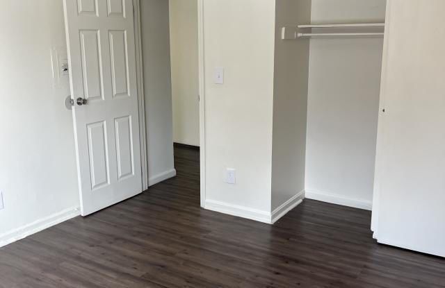 4049 Reading Rd photos photos