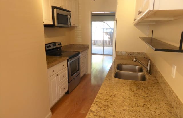 129 Mariner Green Court Gallery 3