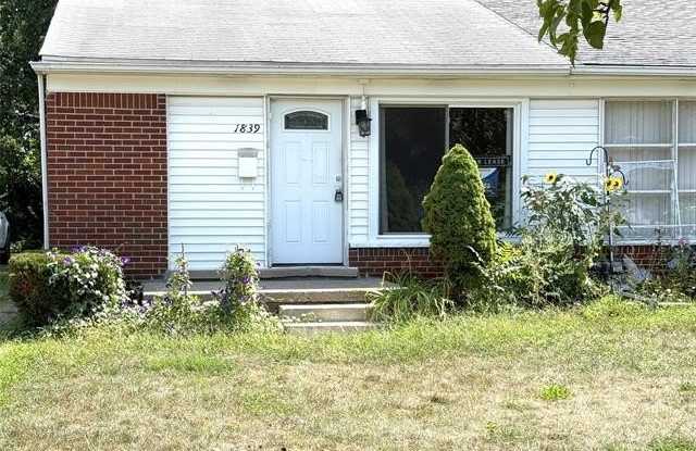 1839 Ackley Avenue photos photos 1839 Ackley Avenue photos photos