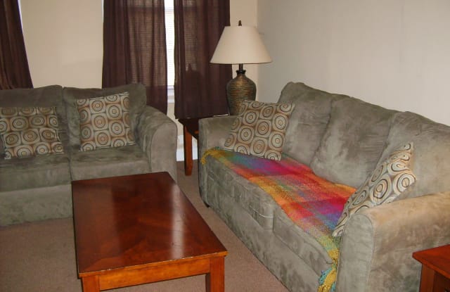 4526 Baker Street - 1 Gallery 3