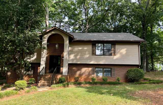Beautiful Single Family Home Located Near Poplar Forest photos photos
