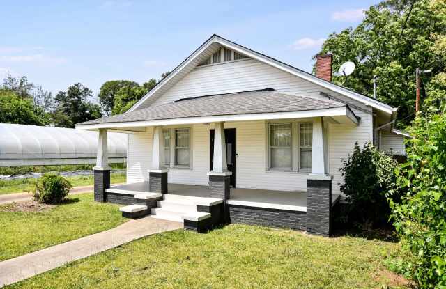 Updated West End Cottage photos photos