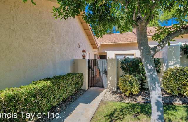 17852 Avenida Cordillera  Unit 33 Gallery 4