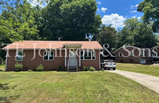 Charming Home with Modern Touches - 603 Kinard Drive Northeast, Winston-Salem, NC 27101 Charming Home with Modern Touches - 603 Kinard Drive Northeast, Winston-Salem, NC 27101