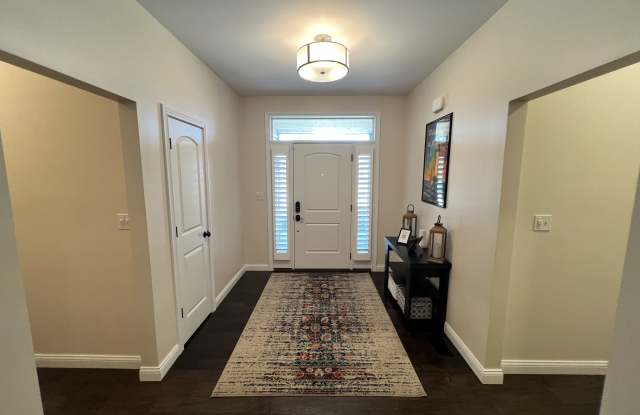 108 Naturesview Court Gallery 4