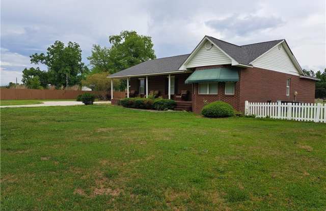 566 Canady Road Gallery 2