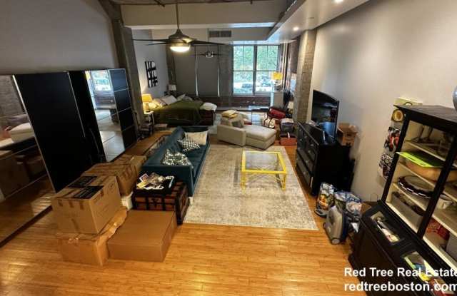 156 Porter St. Gallery 1