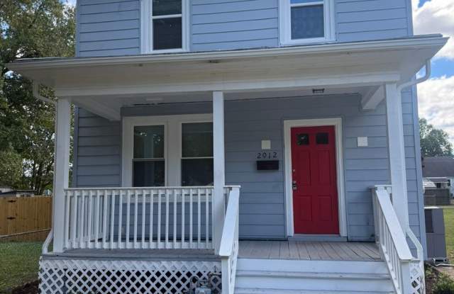 3-bedroom 1 full bath 1 half bath home Gallery 1