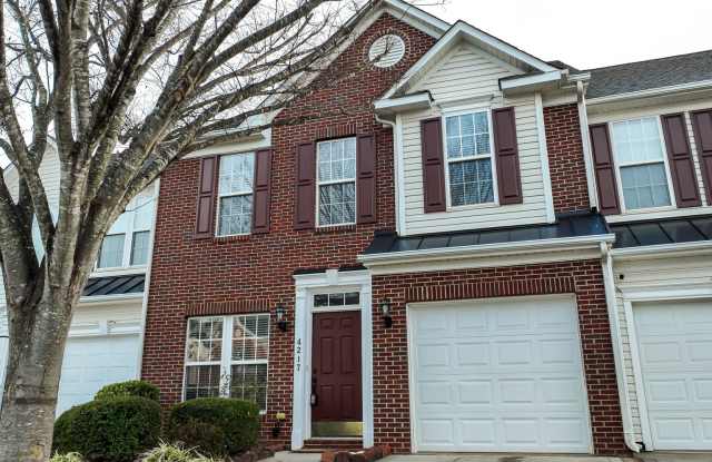 Charming 3BR Townhome in Sought-After Harrisburg Town Center photos photos