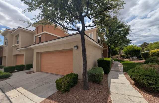 821 GLACIER PEAK LN #103 Gallery 3