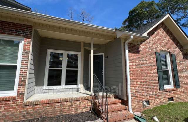 5606 Bimini Pl - 5606 Bimini Place, Fayetteville, NC 28314