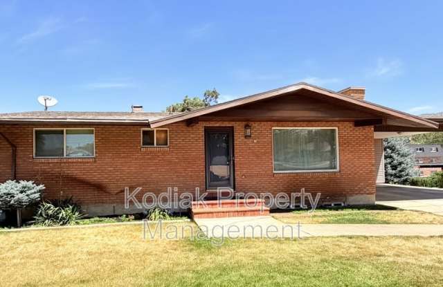 4099 S Madison Ave photos photos