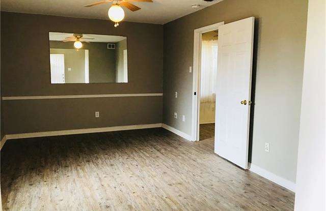 2226 Lawnmeadow Drive Gallery 3