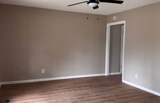 Beautifully Updated 3-Bedroom, 2-Bath Home! Gallery 3