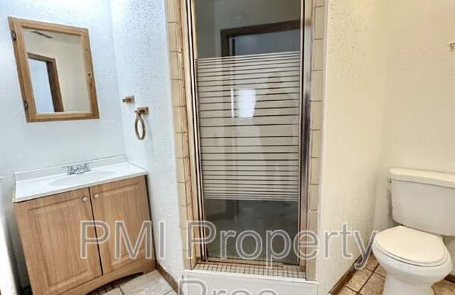 6762 N 52nd St - 6762 North 52nd Street, Milwaukee, WI 53223