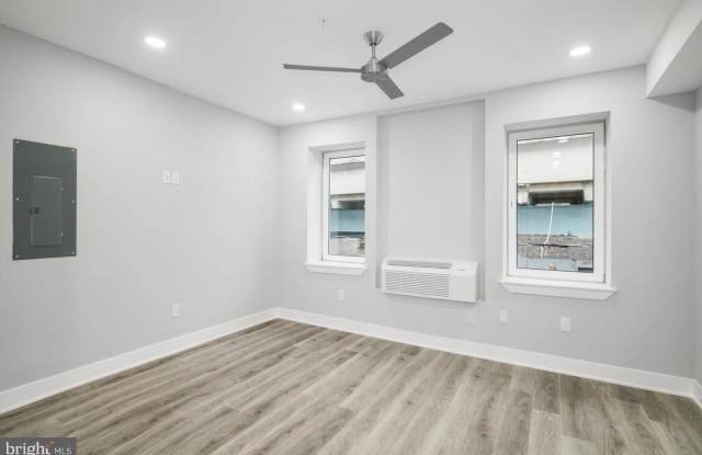 2950 KENSINGTON Avenue Gallery 3