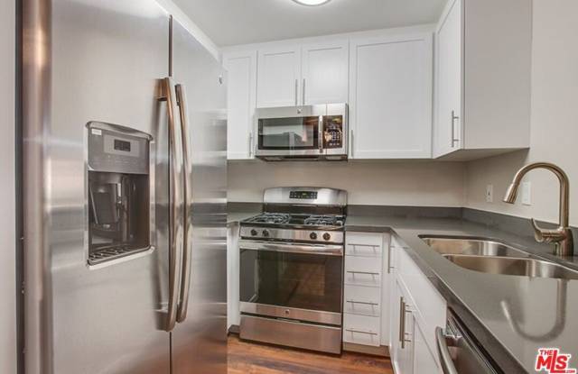 5922 N Las Virgenes Rd unit: 566 photos photos