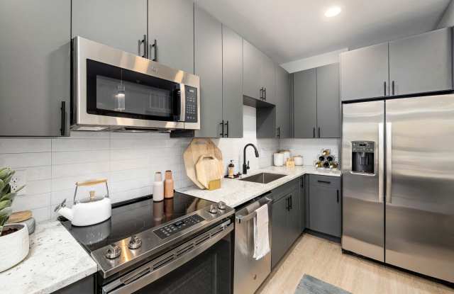 Chester Hills Apartments Gallery 2