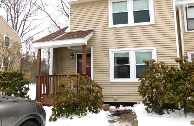 3 Floor Condo Located In Country Setting - Available For September photos photos