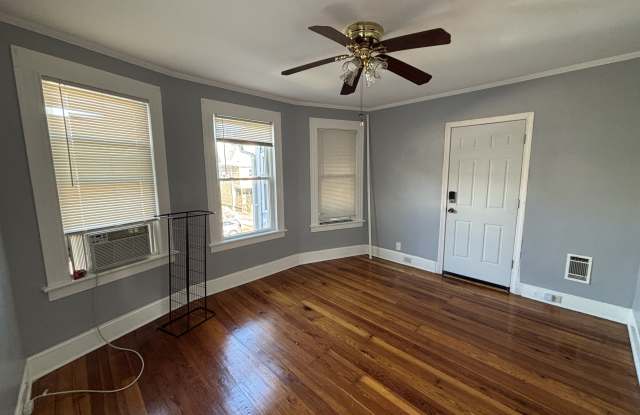 1287 Howard Ave photos photos