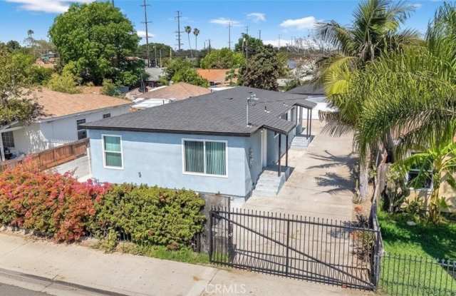 2417 W Stanford photos photos